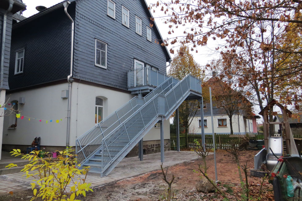 KITA-Hoenbach_Fluchttreppe-1